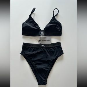 Balenciaga sporty bikini set of 2 pieces made in Itay